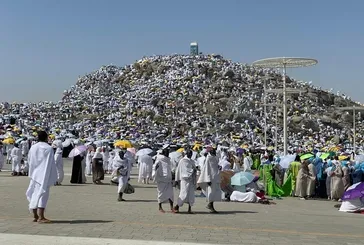 Hacı adayları Arafat'ta! Diyanet İşleri Başkanı Ali Erbaş'tan Vakfe duası