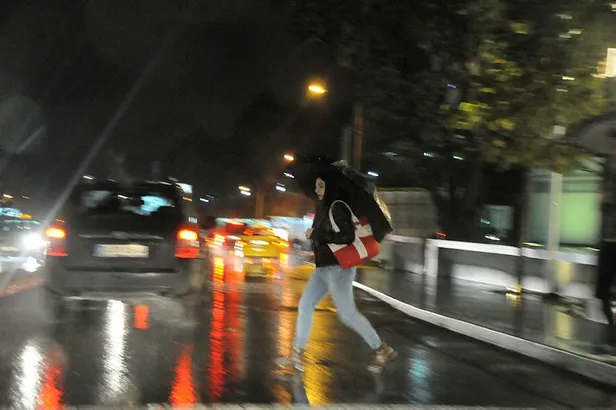 Meteoroloji'den İstanbullulara son dakika yağış uyarısı! İstanbul'da hava durumu (18 Ekim Perşembe)-3