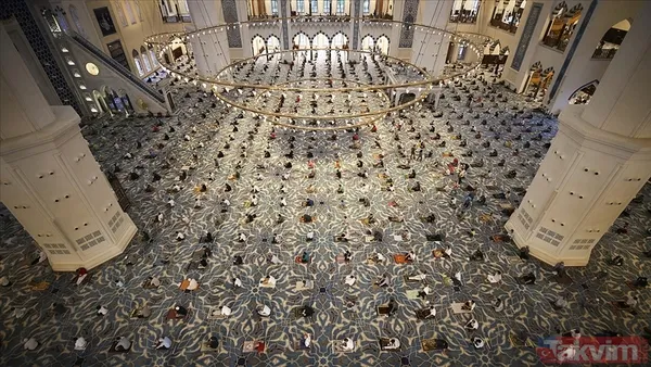 Kurban Bayramı namazı saat kaçta kılınacak? 81 İLDE BAYRAM NAMAZI VAKİTLERİ 2025: İstanbul, Ankara, İzmir il il tam liste - 15