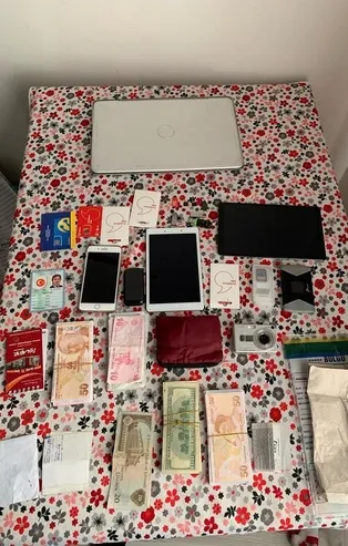 Son dakika: FETÖ’nün İzmir'deki gaybubet eviden deste deste para çıktı!