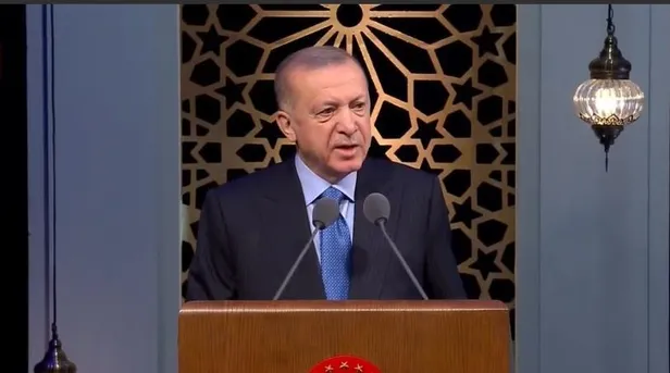 son-dakika-baskan-recep-tayyip-erdogandan-kuran-i-kerimi-guzel-okuma-yarismasi-finalinde-onemli-aciklamalar-1651088550659.jpeg