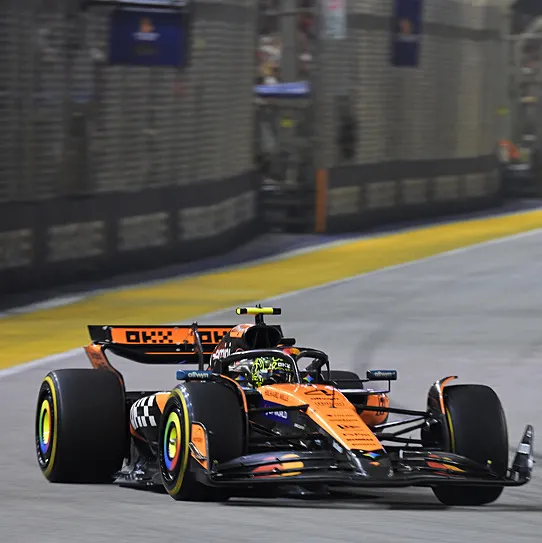 Singapur GP’de kazanan George Russell