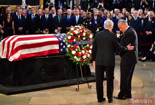 ABD'li Senatör McCain için Kongre'de tören düzenlendi - 38