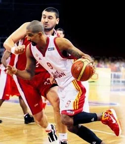 Aslan TOFAŞ’a çarptı