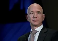 Dünyanın en zengini olarak bilinen Jeff Bezos, 3 milyar doların üzerinde Amazon hissesi sattı