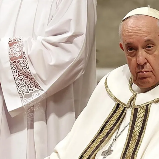 Papa Franciscus hastaneye kaldırıldı!
