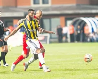 Souza’dan vazgeçmedi Van Persie tek forvet