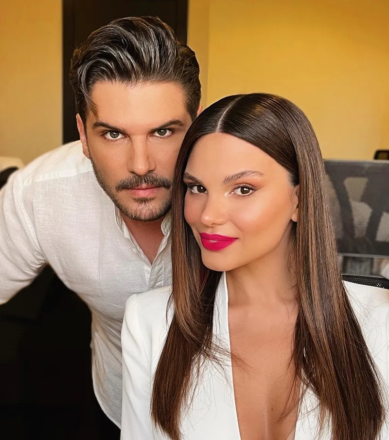 tolgahan-sayismandan-almeda-abazi-yorumu-istemedigim-seyi-giyemez-1774691774182.jpg Tolgahan Sayışman'dan eşi Almeda Abazi’ye net yasak: “Giyemez!”-4