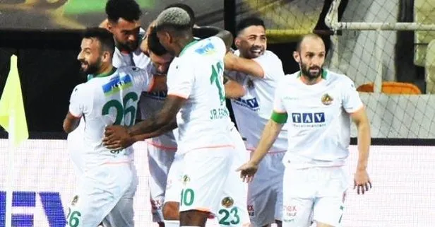 Alanyaspor deplasmanda Yeni Malatyaspor’u yendi, haftayı lider kapattı