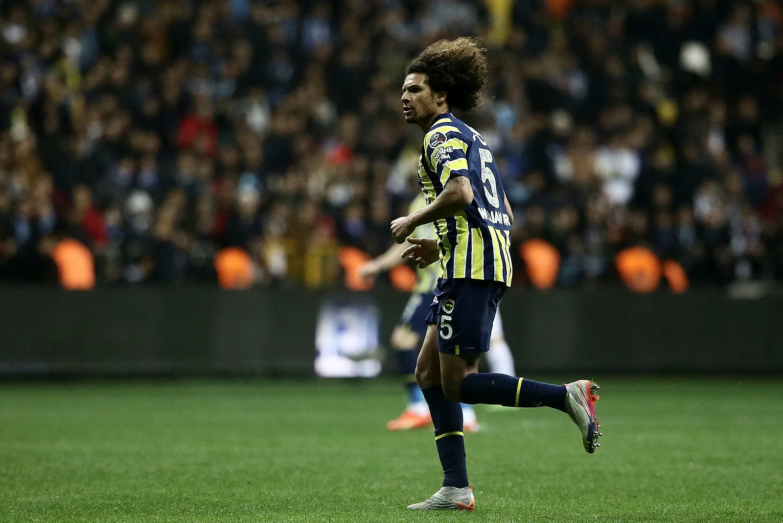 Fenerbahçe haberleri | Jorge Jesus'tan sürpriz karar! O isim Sevilla maçında 11'de - 28