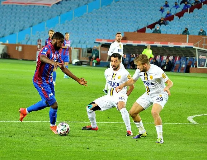 Trabzon’da fırtına koptu!