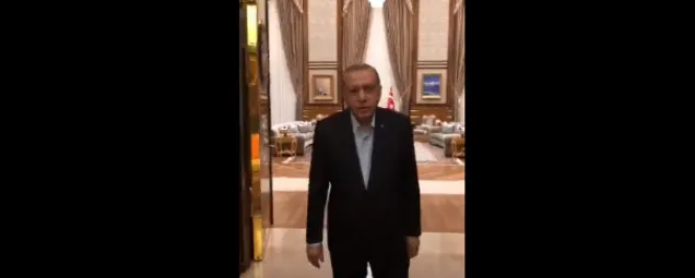 Külliyede gençlerle sahur