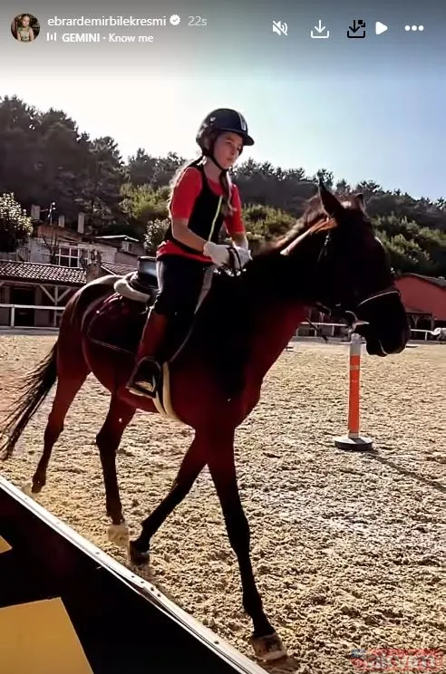 Çocuktan Al Haberi'nin Kutu Bebek'i Ebrar Demirbilek at üstünde şov yaptı! “Sen hangi ara bu kadar büyüdün” Son haline bakın... - 17
