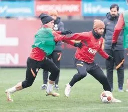 galatasarayda-ispanyol-hoca-torrent-tarihi-tersten-yaziyor-1646607743545.jpeg Galatasaray'da İspanyol hoca Torrent tarihi tersten yazıyor-2