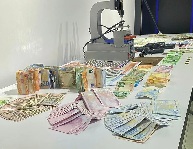 Kod adı: Benjamin! Örgüt lideri kendisini bakın nasıl tanıtmış