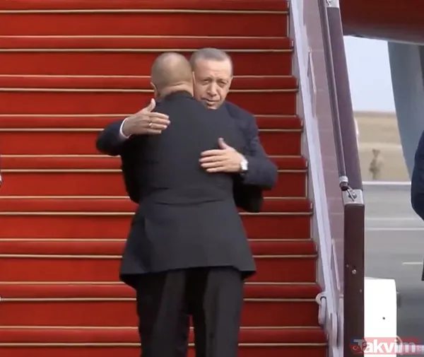 Azerbaycan Cumhurbaşkanı Aliyev'den Başkan Erdoğan'a samimi karşılama: Uçaktan iner inmez sarıldılar... Halter şov - 3