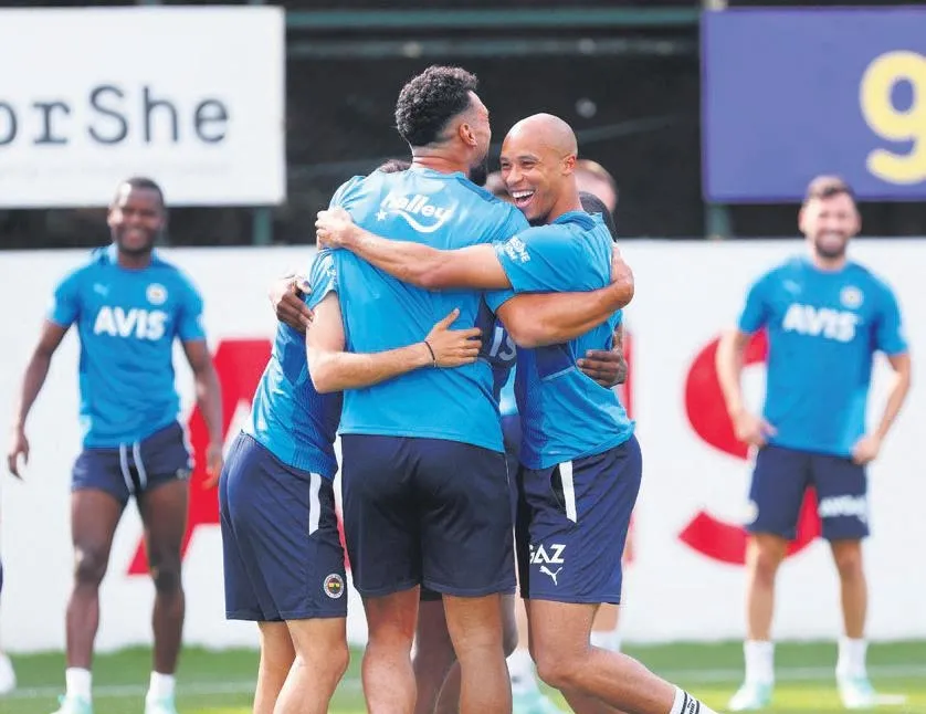 Fenerbahçe 2 eksikle idman yaptı