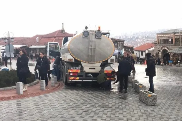CHP Genel Başkanı Kemal Kılıçdaroğlu dediğini yaptı! İzmir'den sonra Ankara'da da su kuyruğu