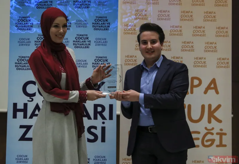 gamze özçelik tesettür ile ilgili görsel sonucu