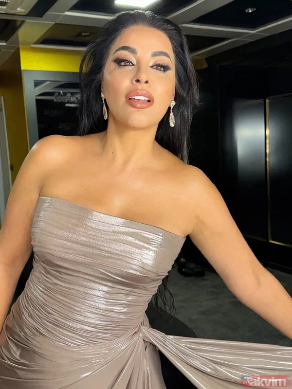 50. yaşını sahnede kutladı: Zara’nın büyük mutluluğu! - 5