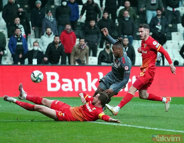 Beşiktaş taraftarını çıldırtan performans! Michy Batshuayi hedef oldu - 25