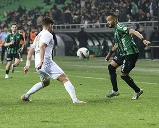 Manisa FK’dan Sakarya’ya darbe!