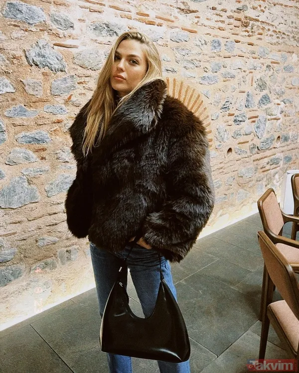 Geçtiğimiz Aylarda Verdiği Röportajda "İki Erkek Bebek Bekliyoruz" Açıklaması Yapan Şefkatli, 6. Ayından Fotoğraflar Yayınladı.