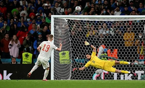 son-dakika-euro-2020de-ilk-finalist-italya-1625607998499.jpeg Son dakika: EURO 2020'de ilk finalist İtalya!-3