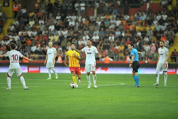 kayserispor-galatasaray-canli-anlatim-1691872016703.jpeg Son şampiyon Galatasaray, Kayserispor deplasmanında 1 puana razı oldu-3