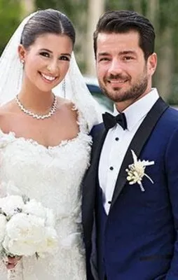 Buse Terim kızı Nil'in yüzünü gösterdi