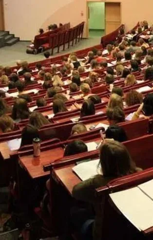 Üniversitelerde yüz yüze eğitim başlıyor! Sınavlar ve telafi eğitim nasıl yapılacak? Hibrit model...