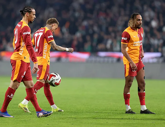 Galatasaray’dan paylaşım: Hangisi ofsayt?