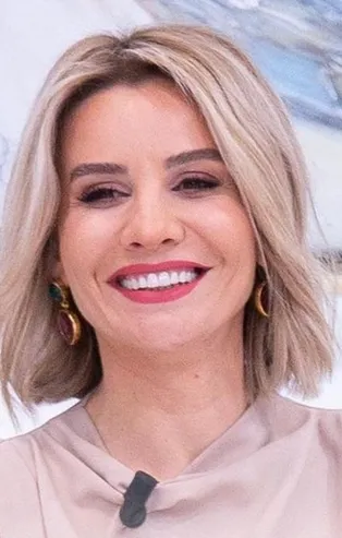 Esra Erol son bölüm izle 15 Aralık 2020! 24 yaşındaki Merve Nur'u 62 yaşındaki sözde hoca Adnan Yıldırım kaçırdı!