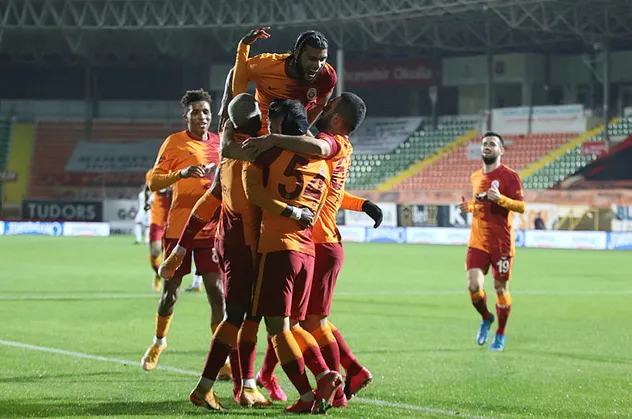 Galatasaray son yılların rekorunu kırdı! Şampiyon olunan sezonları bile geçti