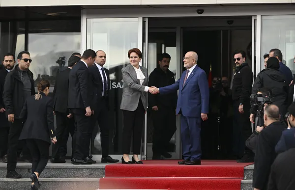 Kılıçdaroğlu'nun adaylığı açıklandı: Türkiye karşıtı blok sevince boğuldu! Yapay zeka: Şansı yok-17