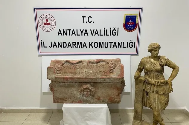 Manavgat’ta tarihi eser operasyonu