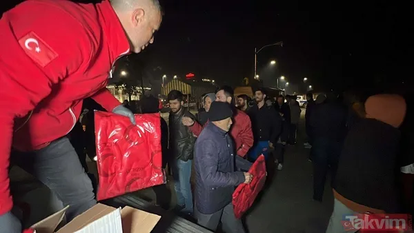 Düzce'de devlet vatandaşları yalnız bırakmadı! Akıllara 1999 yılındaki yıkım geldi - 17