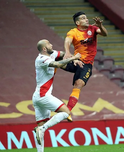 aslantepede-kazanan-yok-ms-galatasaray-0-0-antalyaspor-1609610870740.jpeg