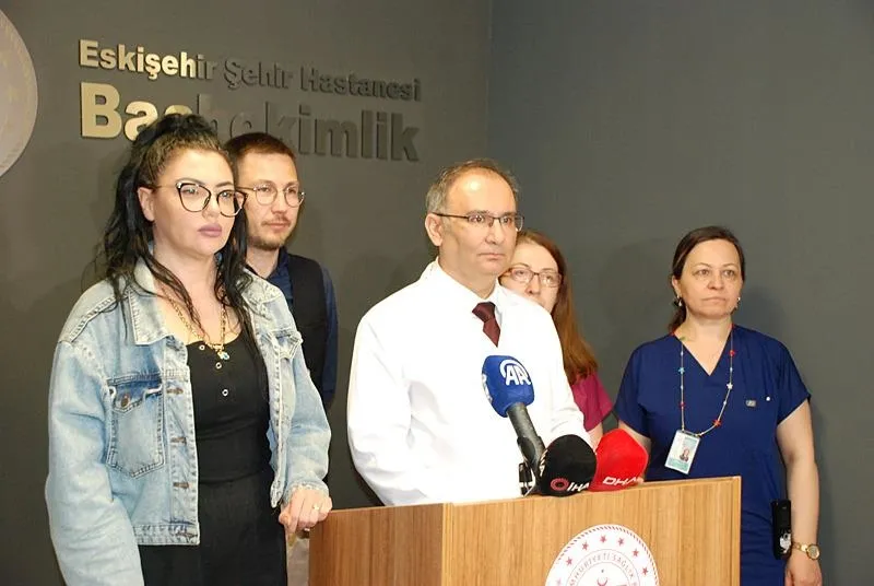 Nuri Alço'nun tedavisi Eskişehir Şehir Hastanesi'nde sürüyor! Hayati tehlikesi var mı? Doktoru açıkladı-2