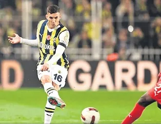 Mert Müldür formayı unuttu