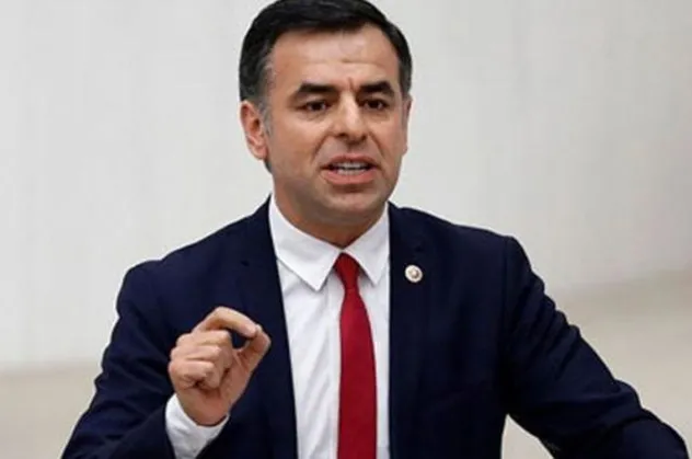 CHP’li Barış Yarkadaş'tan Amerikan New York Times'ta Türkiye'ye karşı karalama kampanyası