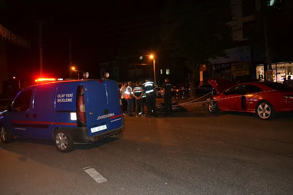 Tekirdağ’da 1’i ağır 2 kişinin yaralandığı korkunç kazada sürücü firar etti-1