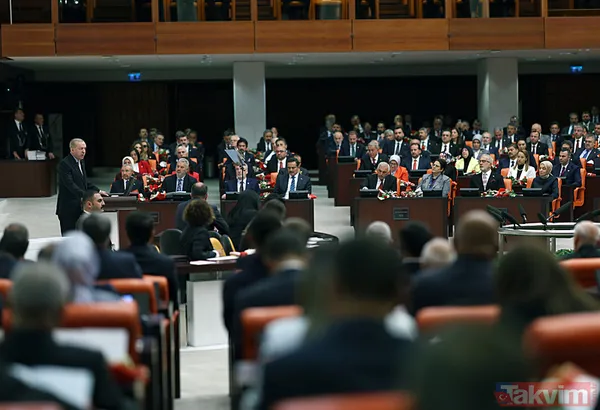 TBMM'de renkli anlar! Önce açılış sonra resepsiyon... Başkan Erdoğan'dan "biriz beraberiz" mesajı: Tek tek tokalaştı - 35