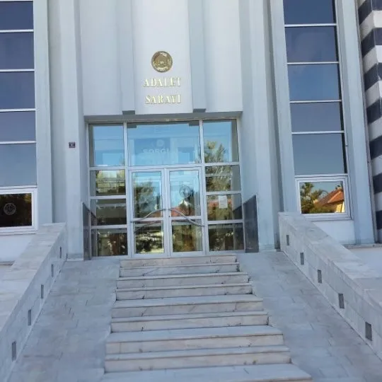 cumhuriyet-savcisi-basindan-vuruldu-dogum-gunu-kutlamasinda-sok-1616660753395.jpg Cumhuriyet savcısı başından vuruldu! Doğum günü kutlamasında şok-5