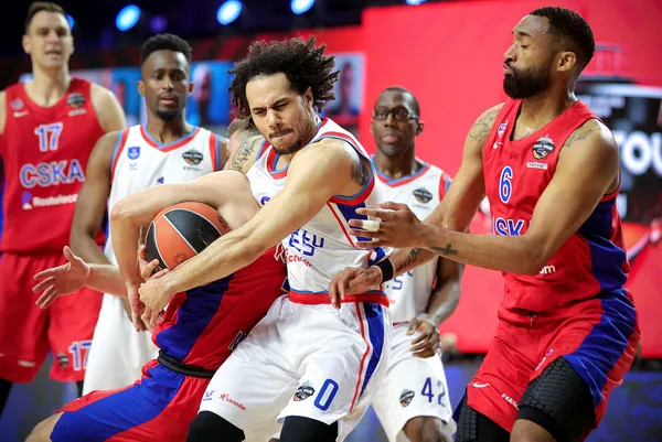 son-dakika-cska-moskovayi-deviren-anadolu-efes-euroleaguede-adini-finale-yazdirdi-1622228551895.jpg