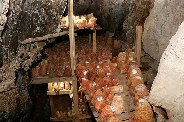 Mağarada saklanıyor! Karaman'da Divle Obruk...