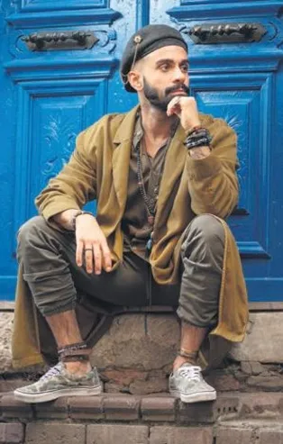 Şarkıcı Gökhan Türkmen’in 'Sır'rı kliplendi