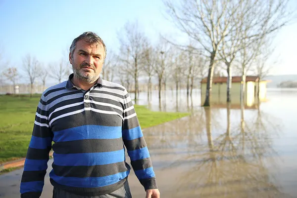 turuncu-alarm-verilen-ergene-nehri-tasti-ciftci-cok-memnun-1612371790314.jpg 'Turuncu alarm' verilen Ergene Nehri taştı... Çiftçi çok memnun-2