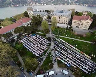 Binlerce genç Boğaziçi Üniversitesi’nde iftarda buluştu