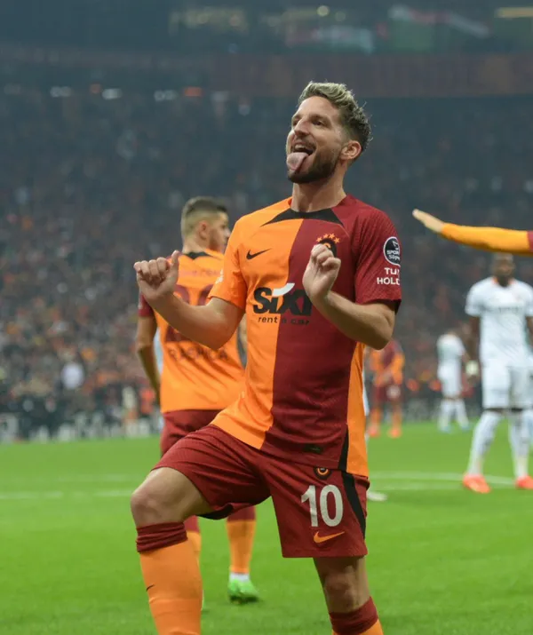 dries-mertens-icin-belcikada-dikkat-ceken-analiz-galatasaray-icin-berbat-bir-plan-mi-1667904649849.jpg